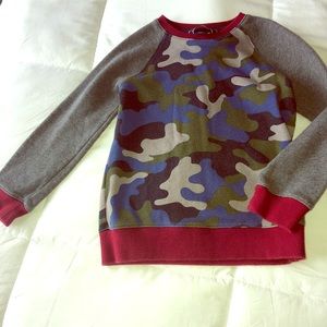 Boys Lands End crew neck sweatshirt